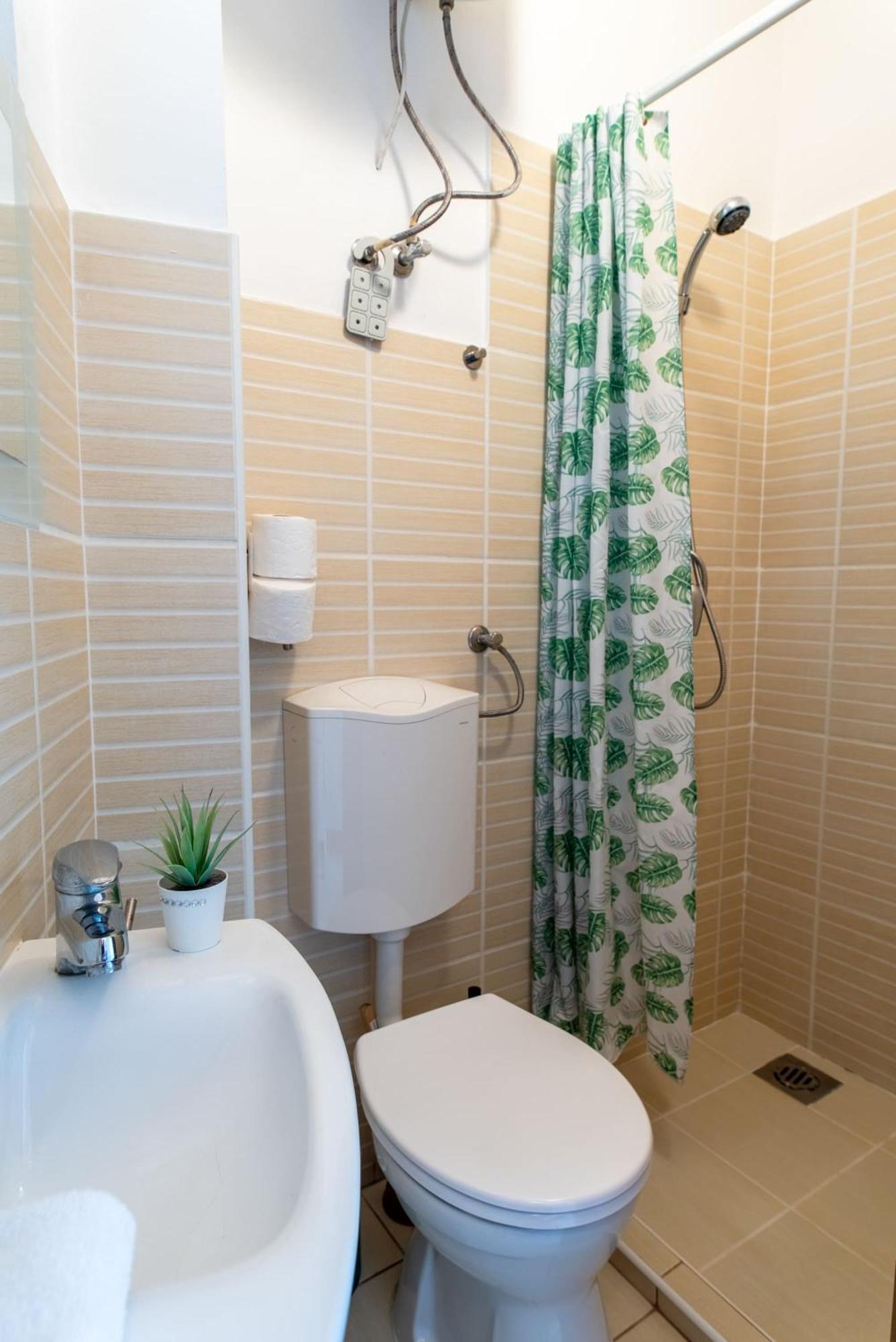 Appartement - Bright - Calm For Solo Travellers Boedapest